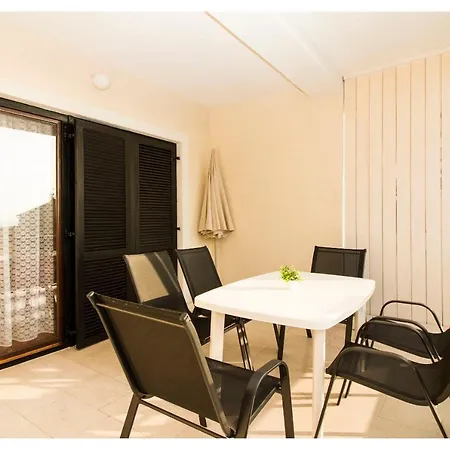 Apartment Zdravko *